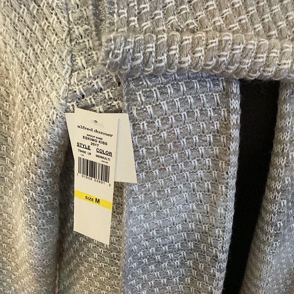 Alfred Dunner Sweater  NWT - Picture 5 of 5